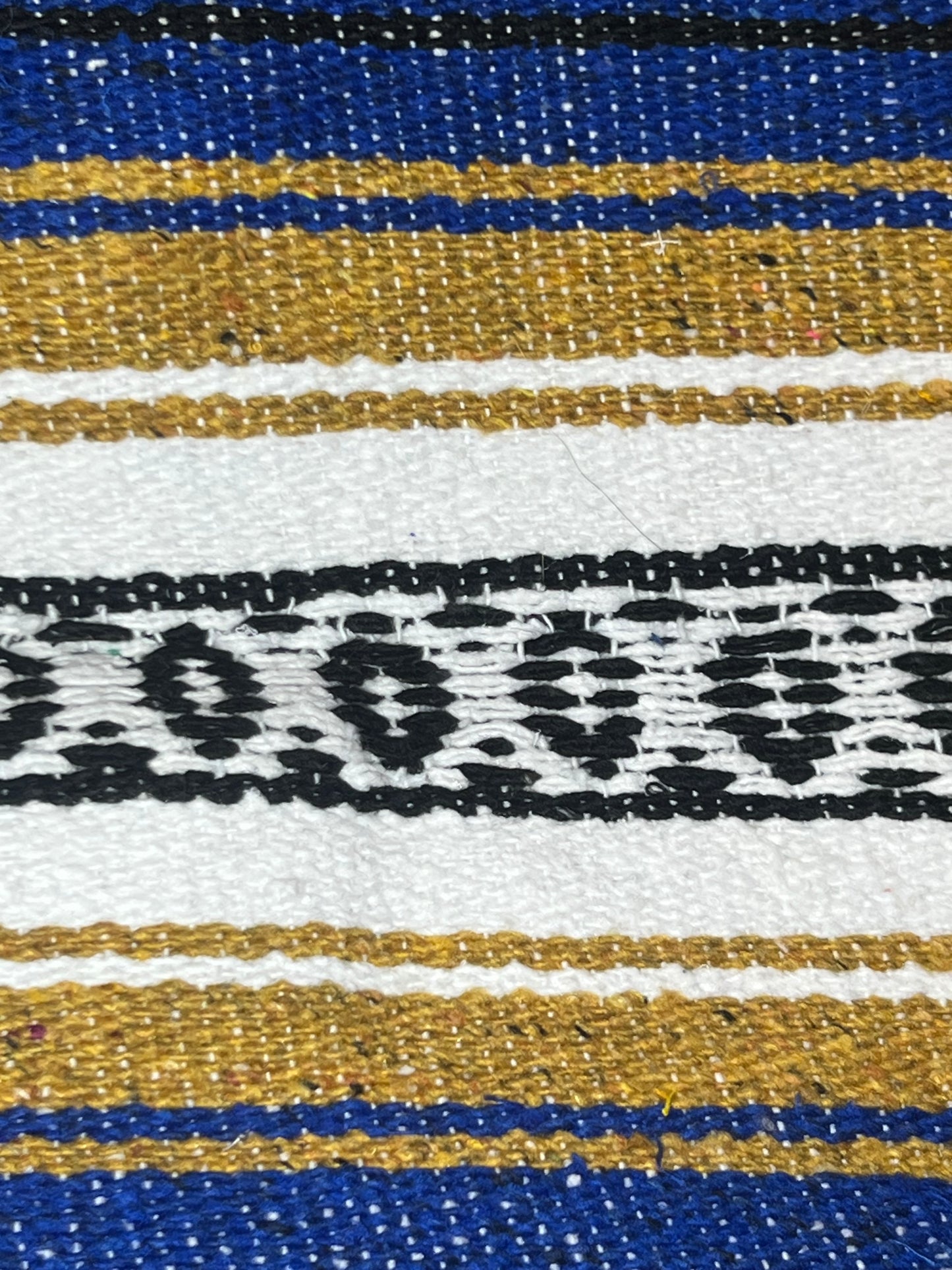 🇲🇽 Dog Poncho – Traditional Mexican Zarape Style